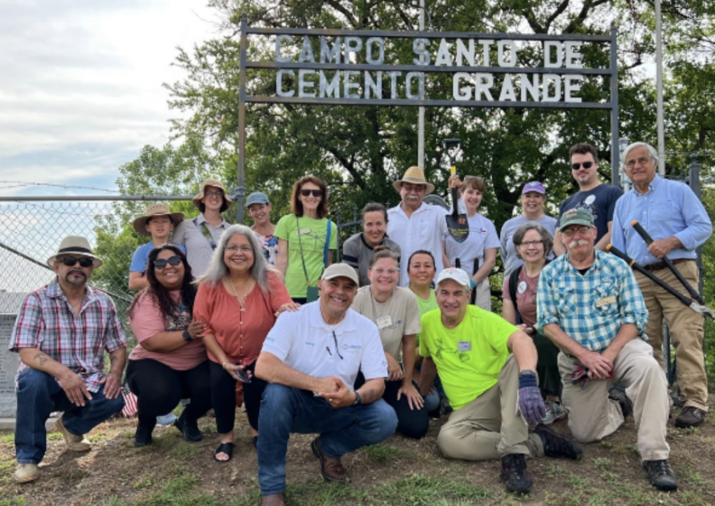 group of NTMN volunteers smile for the camera at Campo Santo de Cemento Grande